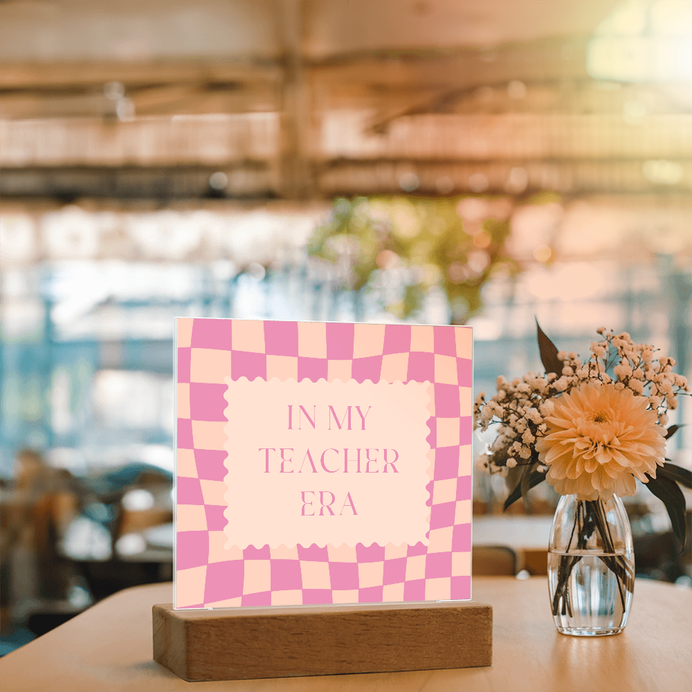 In my Teacher Era pink and tangerine retro decoration for classroom